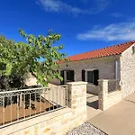 Tatil Evi Angelina