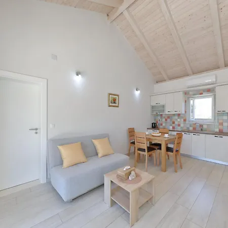 Angelina Holiday home Sukosan