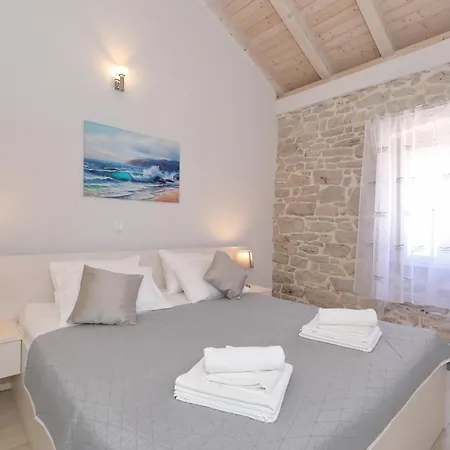 Holiday home Angelina *